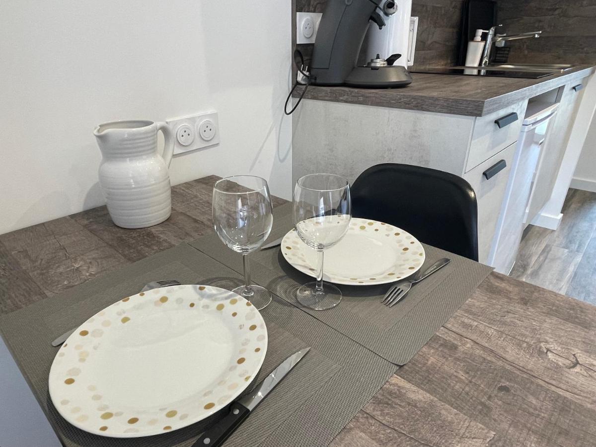 Jardin Prive 2 Bed & Breakfast La Ravoire Bagian luar foto